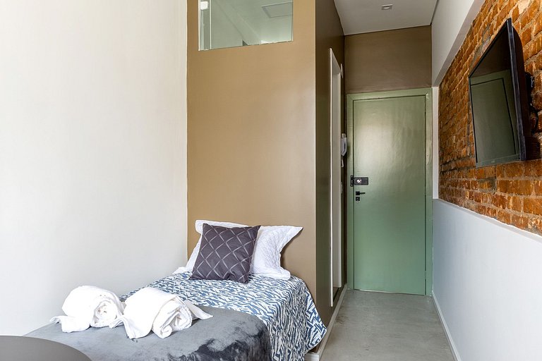 Quarto Individual - Zest Teodoro - (Ventilador de teto)