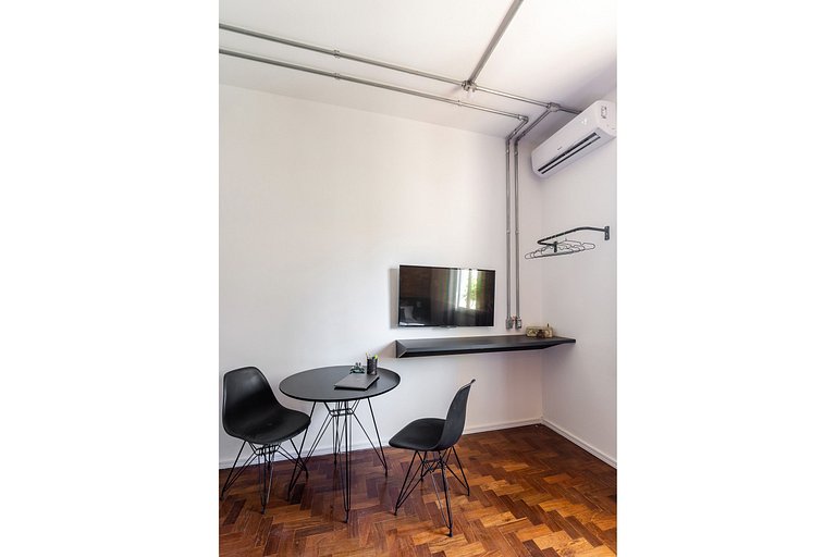 Studio Superior - Zest Teodoro - (Ar-condicionado)