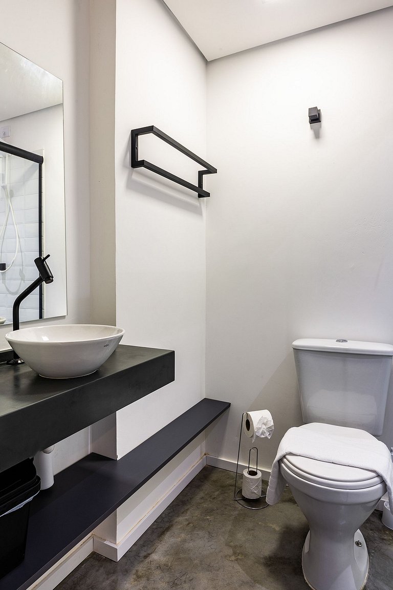 Suíte Superior - Zest Teodoro - (Ar-condicionado + varanda)