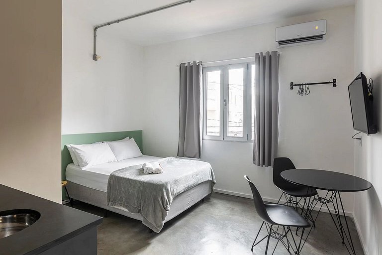 Studio Superior - Zest Teodoro - (Ar-condicionado)