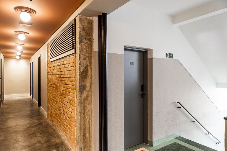 Suíte Superior - Zest Teodoro - (Ar-condicionado + varanda)