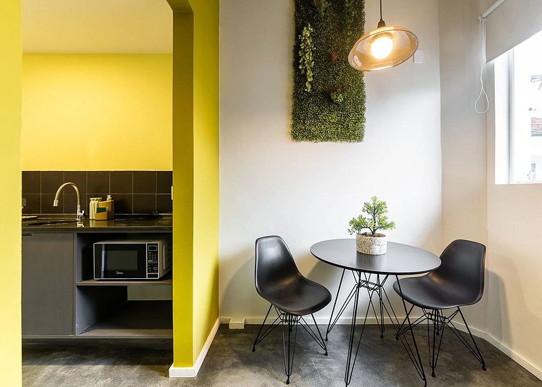 Zest Pedroso - 350m do Metrô Faria Lima