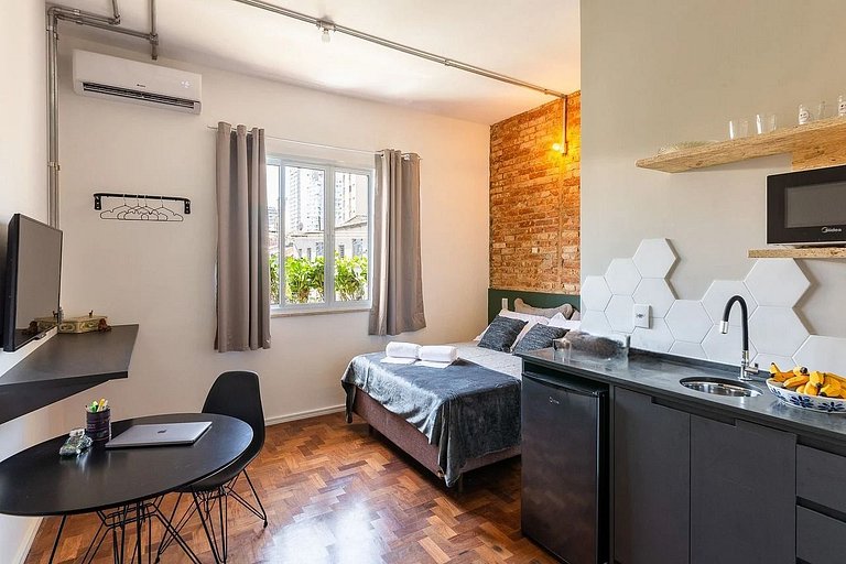 Studio Superior - Zest Teodoro - (Ar-condicionado)