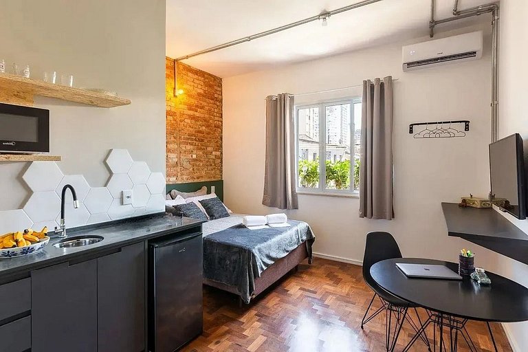 Zest Teodoro - UNI 205 - 600m do Metrô Faria Lima